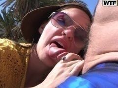 Прекрасний день для мінетів на відпочинку в тропічному раю