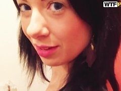 Гаряча пара оральний секс у громадських місцях